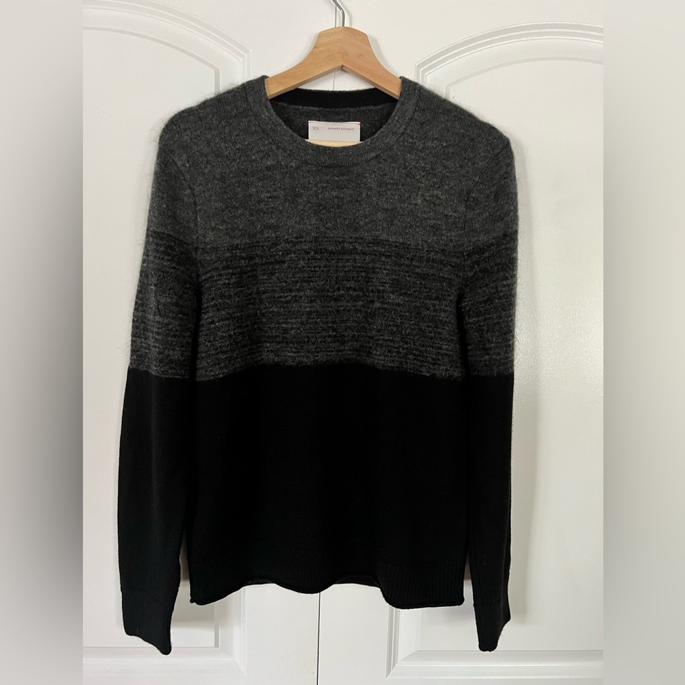 Banana Republic Gradient Sweater